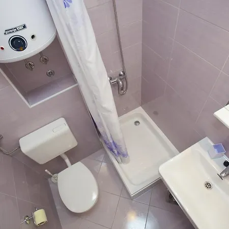 Neda Casa de hóspedes